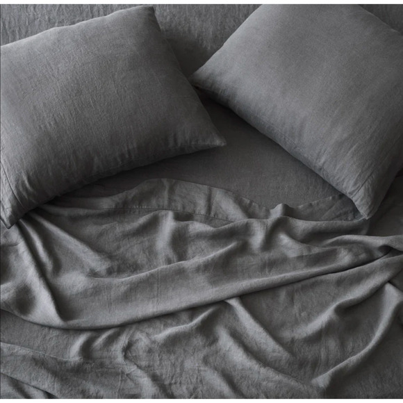 The Citizenry Stonewashed Linen Sheet Set in Charcoal - Queen - Picture 1 of 4
